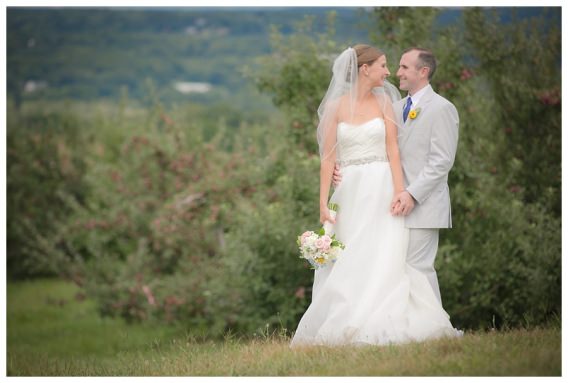 classic-wedding-lyman-orchards